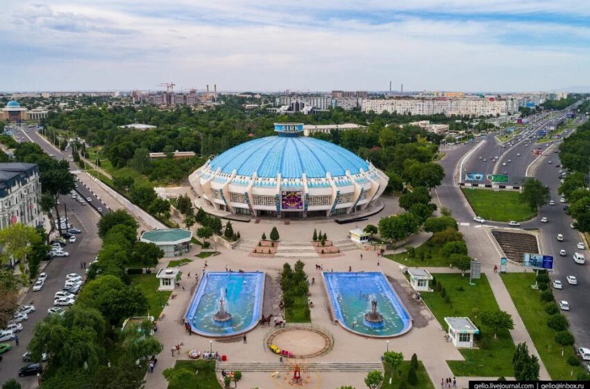  Улан Ниязбеков ШКУнун жыйынына катышуу үчүн Өзбекстанга барды