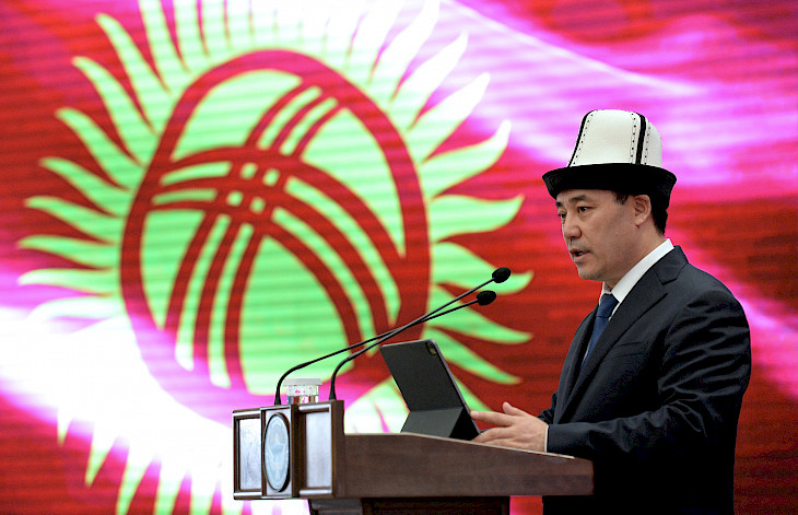  Садыр Жапаров кыргызстандыктарды Мамлекеттик тил күнү менен  куттуктады