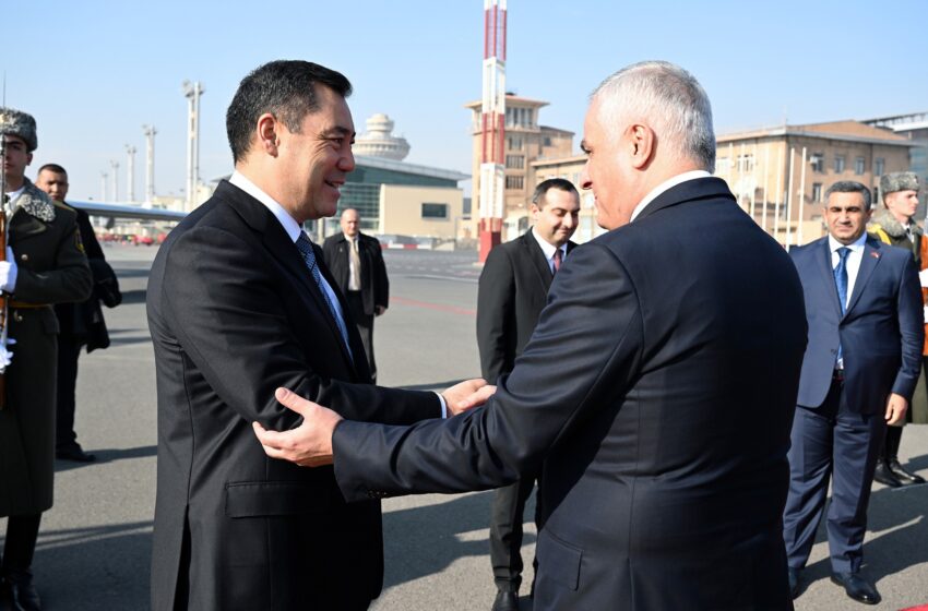  Президент Садыр Жапаров иш сапары менен Ереван шаарына барды