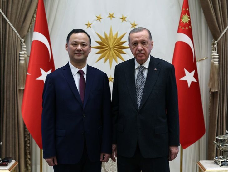  Руслан Казакбаев Түркиянын президенти Эрдоганга ишеним грамотасын тапшырды