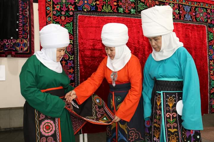  Бишкекте «Сайма – 2023» кароо-сынак фестивалы болуп өттү