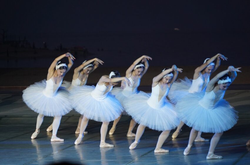  “Рух-Ордо” маданий борборунда П. Чайковскийдин “Ак- куу көлү” балети көрүүчүлөргө тартууланды