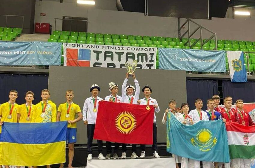  Каратэ шотакан боюнча курама команда Дүйнө чемпионатында 13 медаль жеңди
