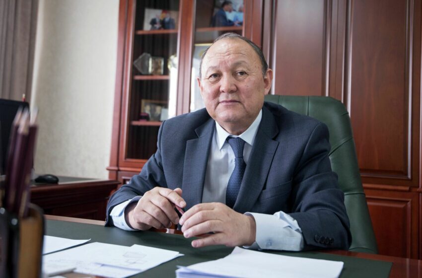  Эмилбек Абдыкадыров освобожден от должности мэра Бишкека