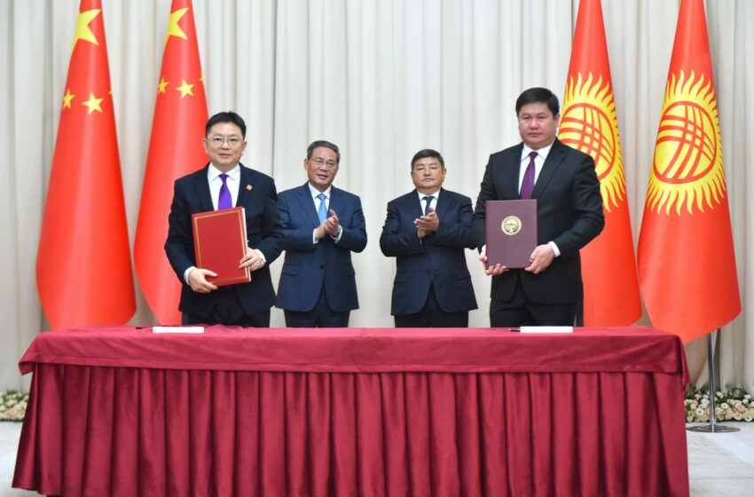  В ходе официального визита Премьера Госсовета Китая Ли Цяна в Кыргызстан подписаны ряд соглашений