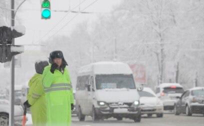  Бишкек – Ош жолунда маршруттук унаа менен жүргүнчүлөрдү ташууга тыю салынды