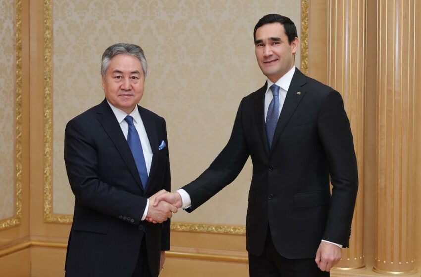  Глава МИД Кыргызстана встретился с президентом Туркменистана