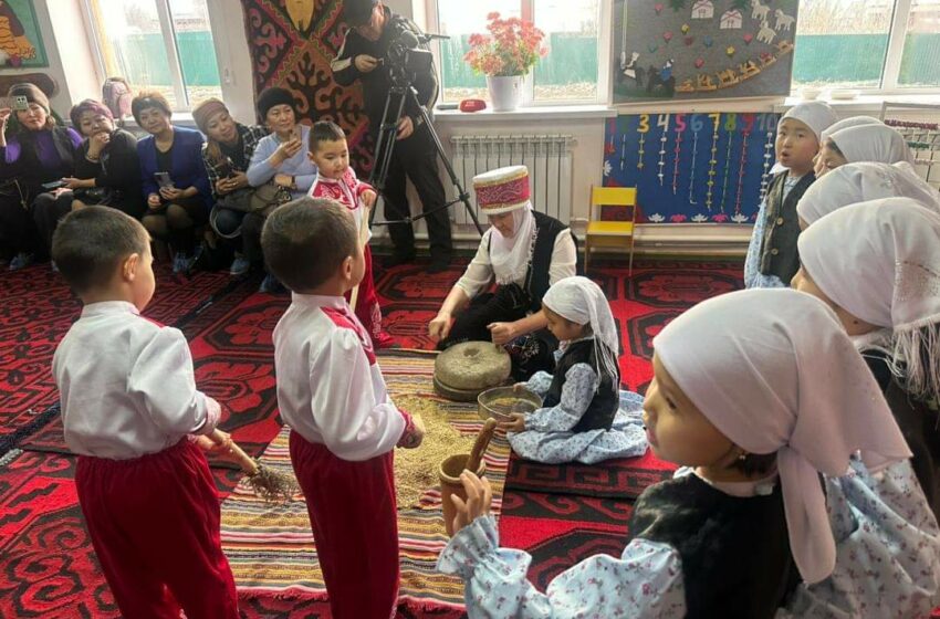 В детском саду Джети-Огузского района открыта дополнительная группа по воспитанию национальным ценностям