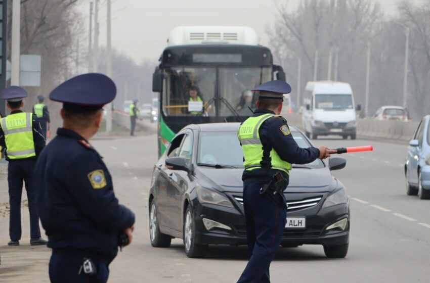  Сотрудники ГУОБДД обеспечивают безопасность дорожного движения во время праздника Нооруз
