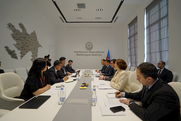  В Баку состоялась встреча министров культуры Кыргызстана и Азербайджана