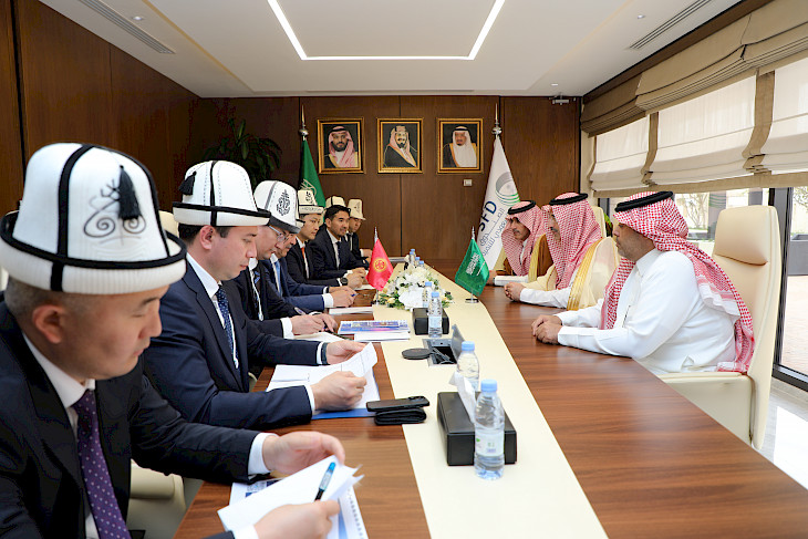  Адылбек Касымалиев Сауд Аравия жана Кувейттин каржы институттарынын жетекчилиги менен жолукту