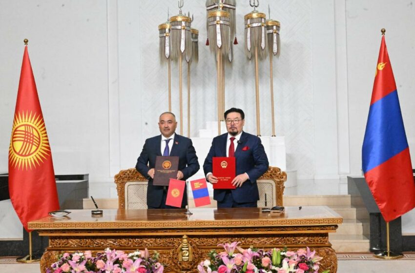  Подписан Регламент Комиссии по сотрудничеству между парламентами Кыргызстана и Монголии