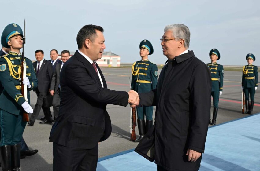  Садыр Жапаров прибыл с официальным визитом в Астану