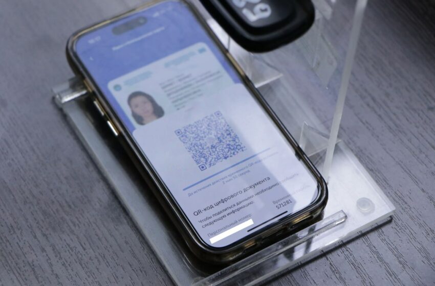  Кыргызстанда биринчи жолу шайлоодо электрондук паспорт колдонулууда