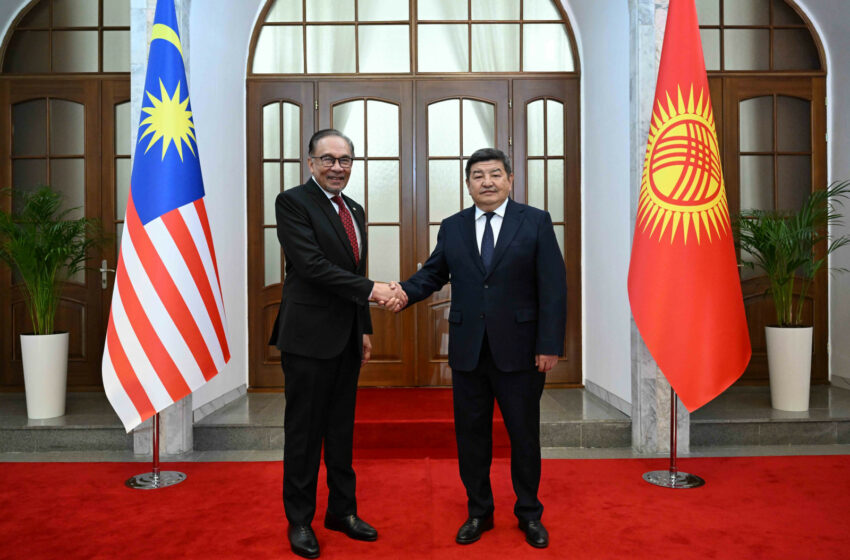  Акылбек Жапаров: Исторический визит Премьер-министра Малайзии Анвара Ибрагима в Кыргызстан является отправной точкой возобновления активного сотрудничества между двумя странами