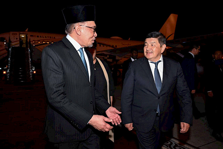  В Кыргызстан с официальным визитом прибыл премьер-министр Малайзии Анвар Ибрагим