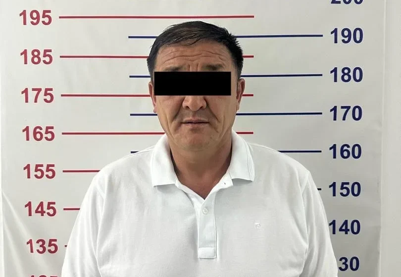 УКМК Бишкек шаарынын мэринин орун басары Жамалбек Ырсалиевдин кармалышы боюнча маалымат таратты.