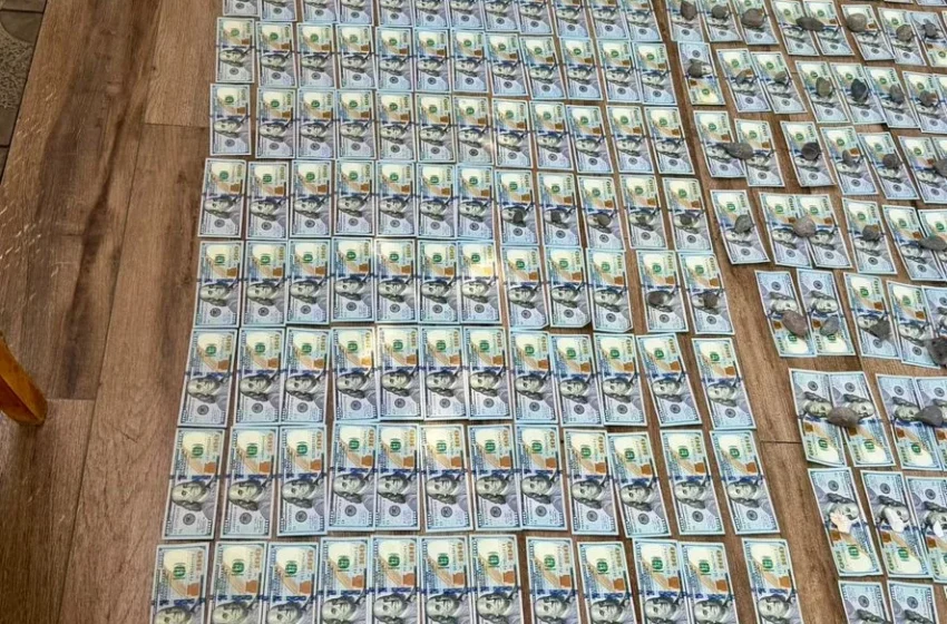  Экс-сотрудник ГКНБ и сообщники задержаны за вымогательство $400 тысяч