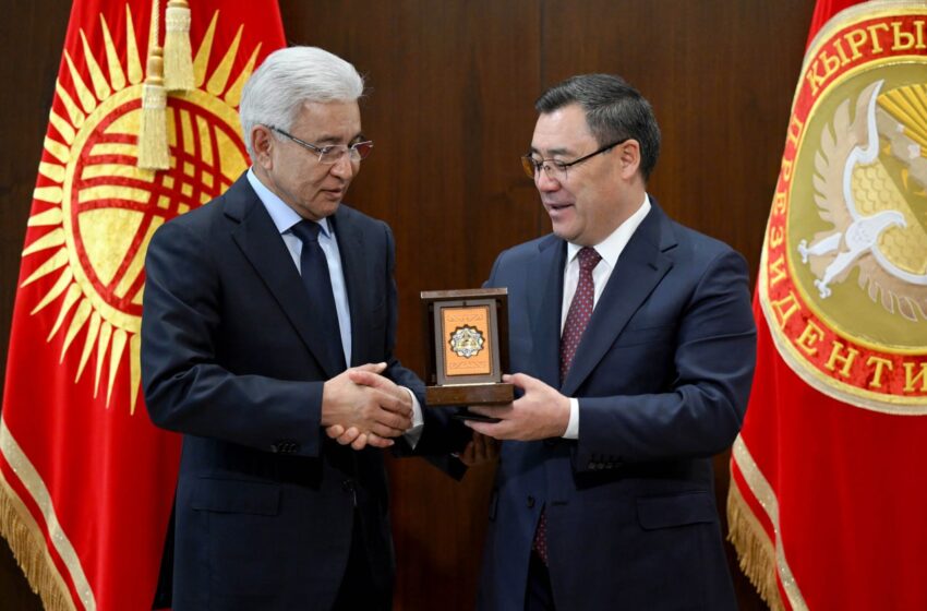  ЖККУнун башкы катчысы “Достук” ордени менен сыйланды