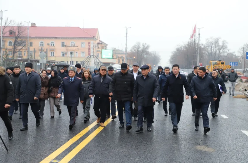  Камчыбек Ташиев Чүй проспектисинде жүргүзүлүп жаткан курулуш иштеринин абалы менен таанышты