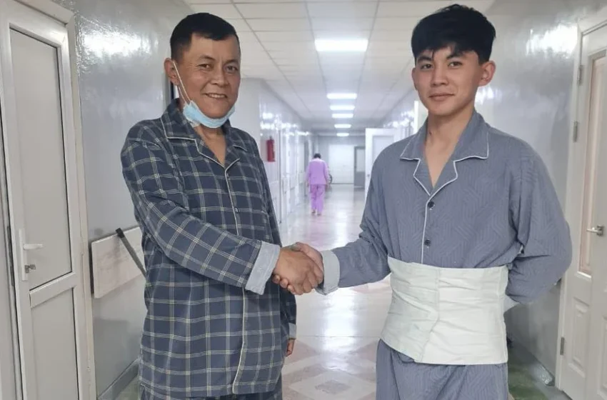  В госбольнице Кыргызстана впервые провели операцию по пересадке печени