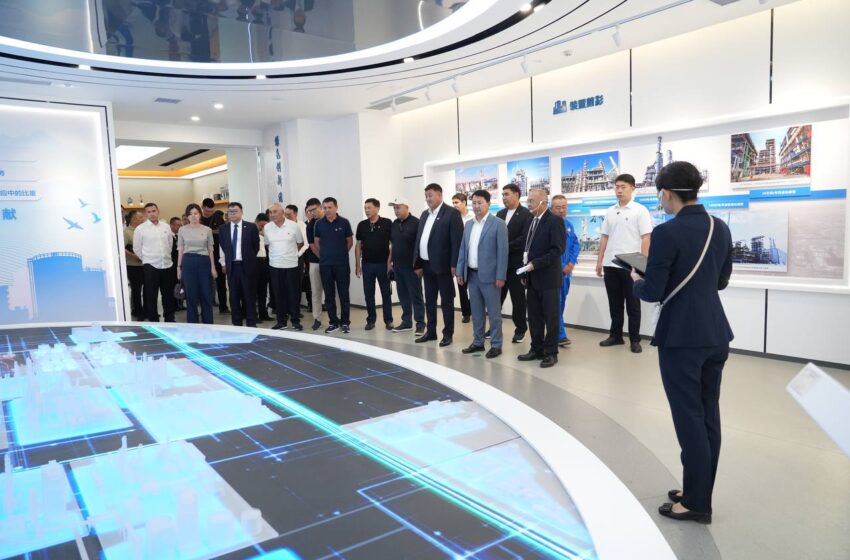  Акунбеков Кытайдын Улуттук мунай-газ корпорациясынын жетекчиси менен жолукту